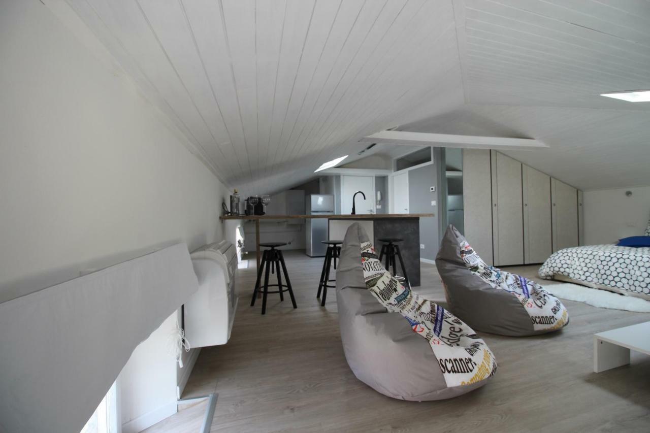 La Mansarda Di Juliette Apartamento Desenzano del Garda Exterior foto